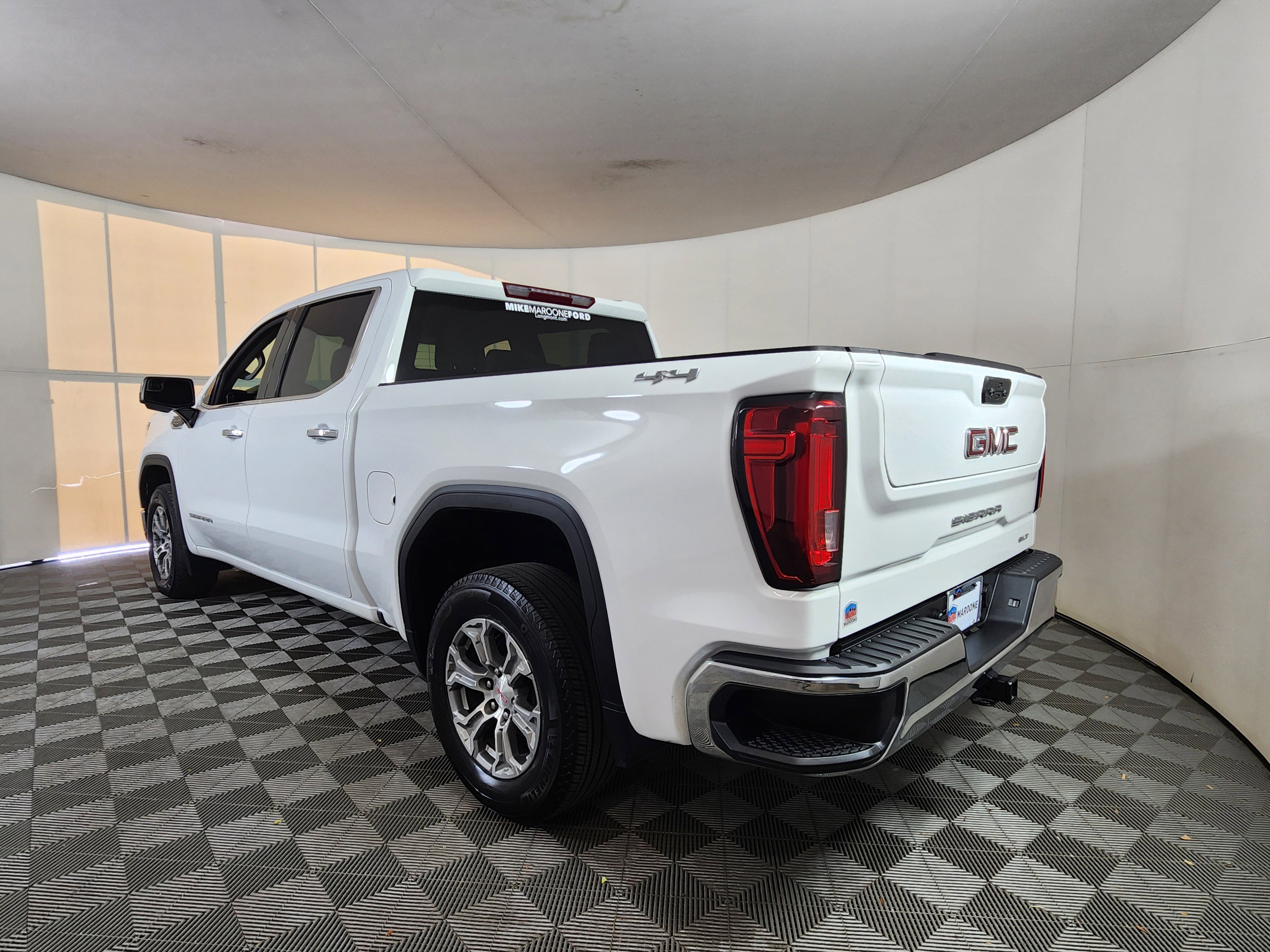 Used 2024 GMC Sierra 1500 SLT image 5
