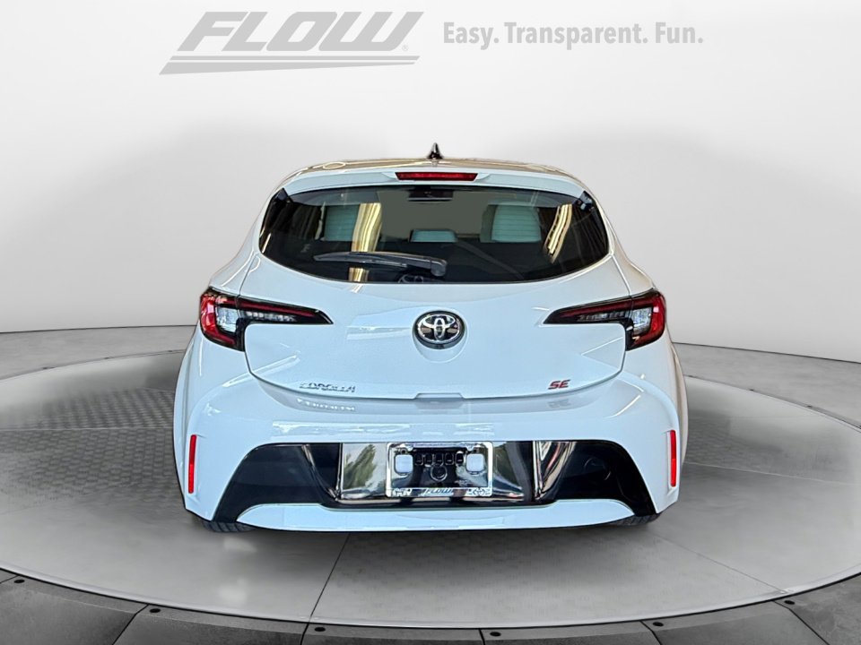 Used 2026 Toyota Corolla SE FWD image 8