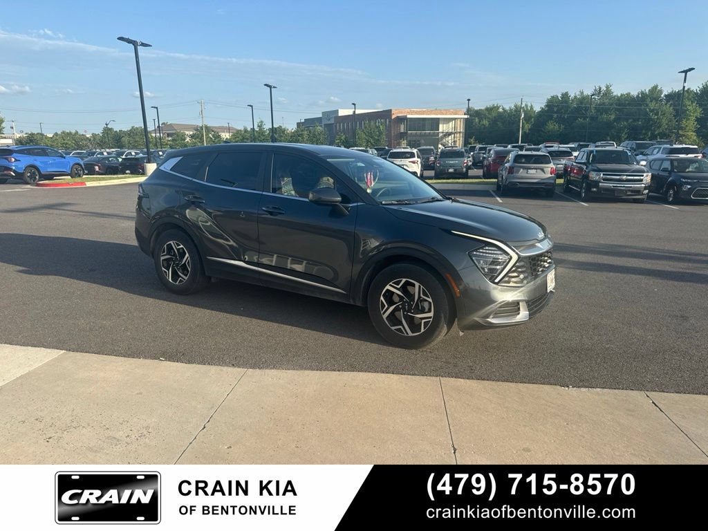 Certified 2024 Kia Sportage LX FWD image 2