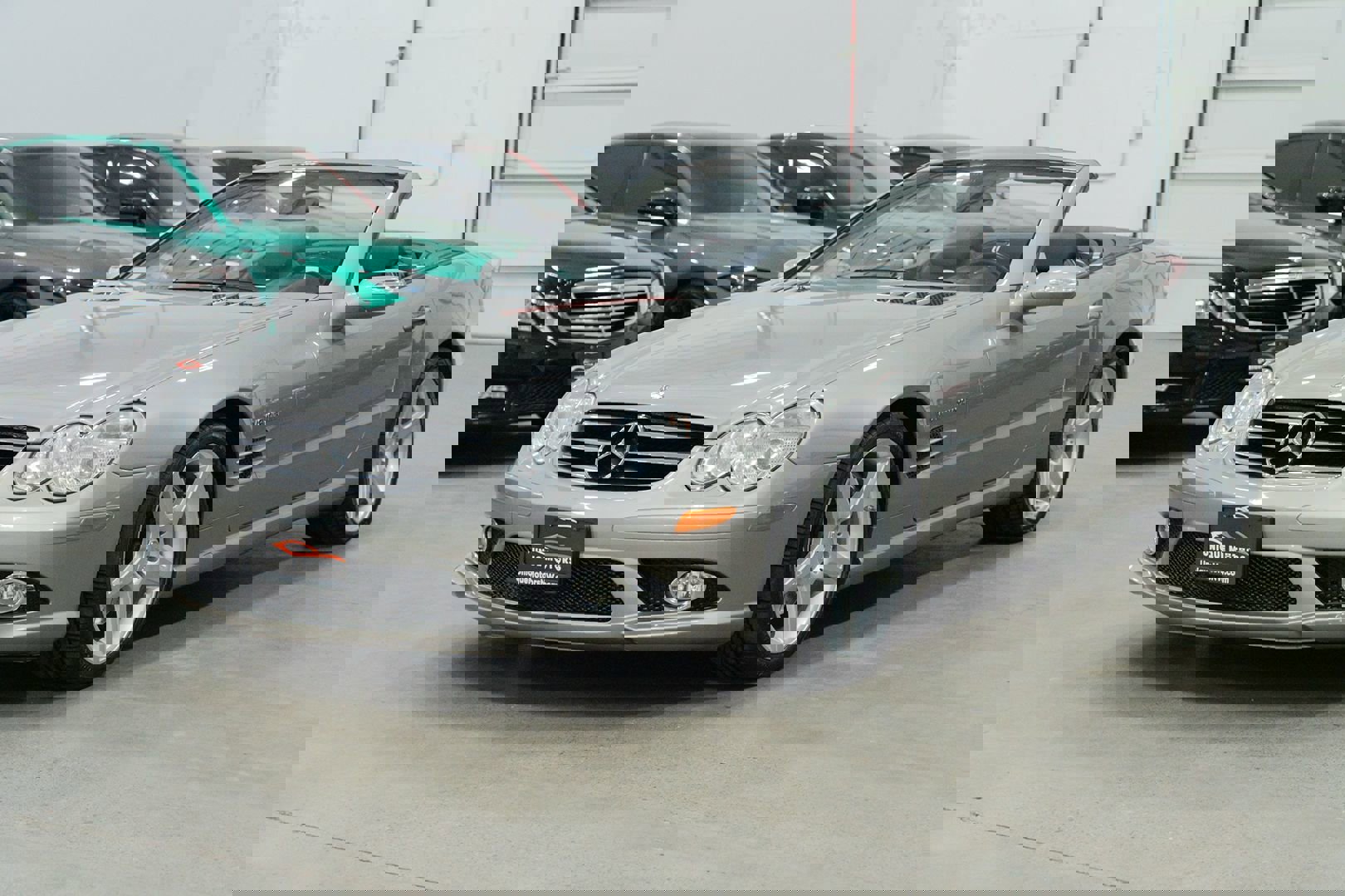 Used 2008 Mercedes-Benz SL 55 AMG image 2