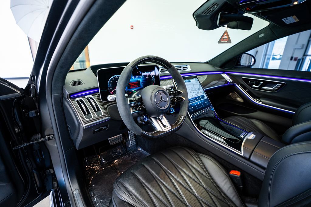 Used 2024 Mercedes-Benz S 63 AMG S image 41