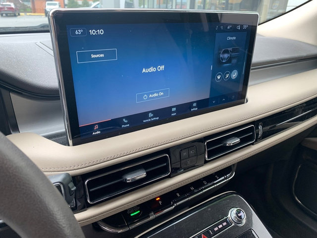 Certified 2022 Lincoln Nautilus AWD image 27