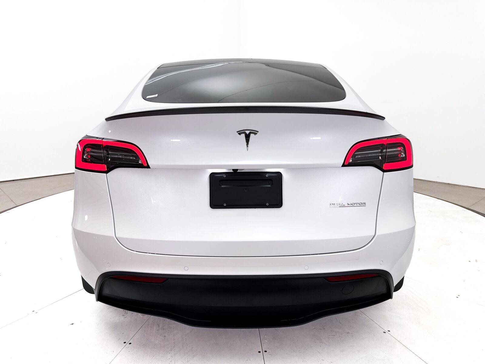 Used 2022 Tesla Model Y Performance AWD/4WD image 15
