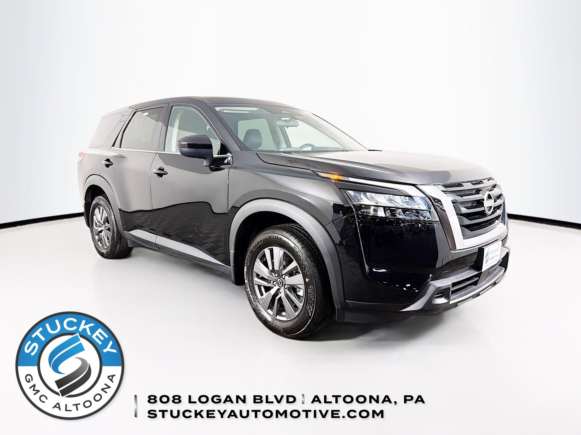 Used 2024 Nissan Pathfinder S
