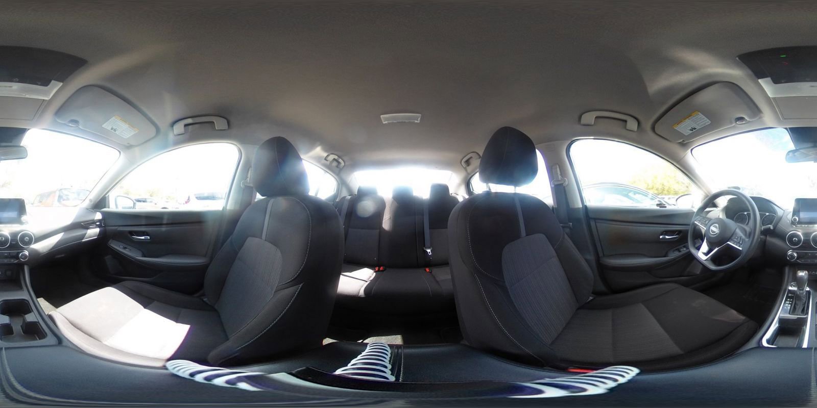 Used 2025 Nissan Sentra SV FWD image 40