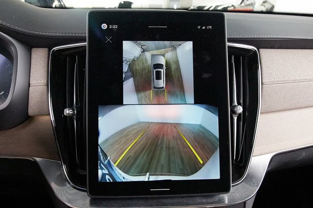 Certified 2026 Volvo XC90 B6 Plus AWD/4WD image 14