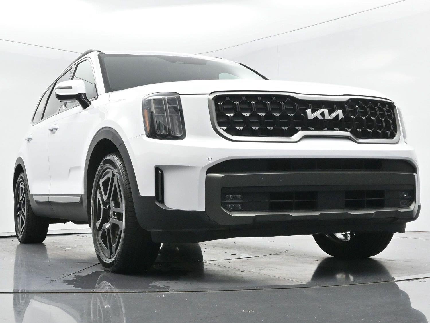 Used 2023 Kia Telluride SX X-Line AWD/4WD image 55