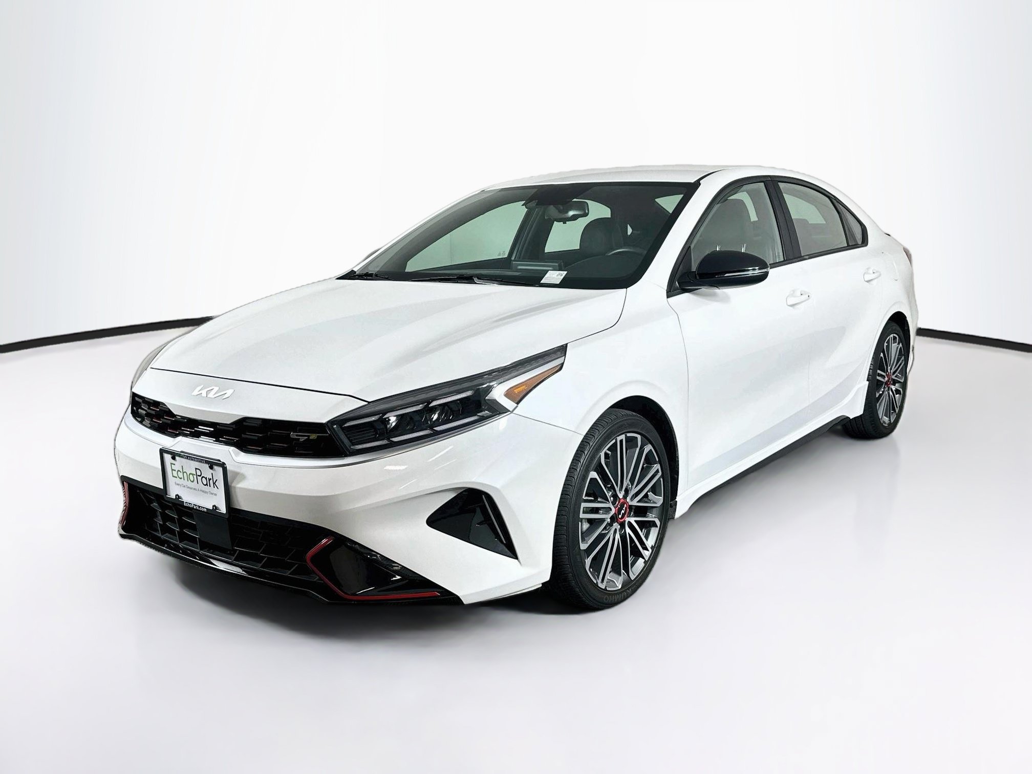 Used 2024 Kia Forte GT FWD image 3