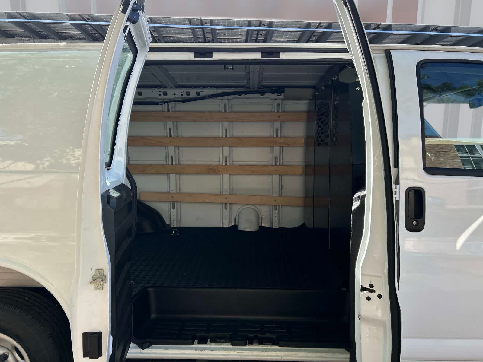 Used 2025 Chevrolet Express 2500 w/ Driver Convenience Package RWD image 21
