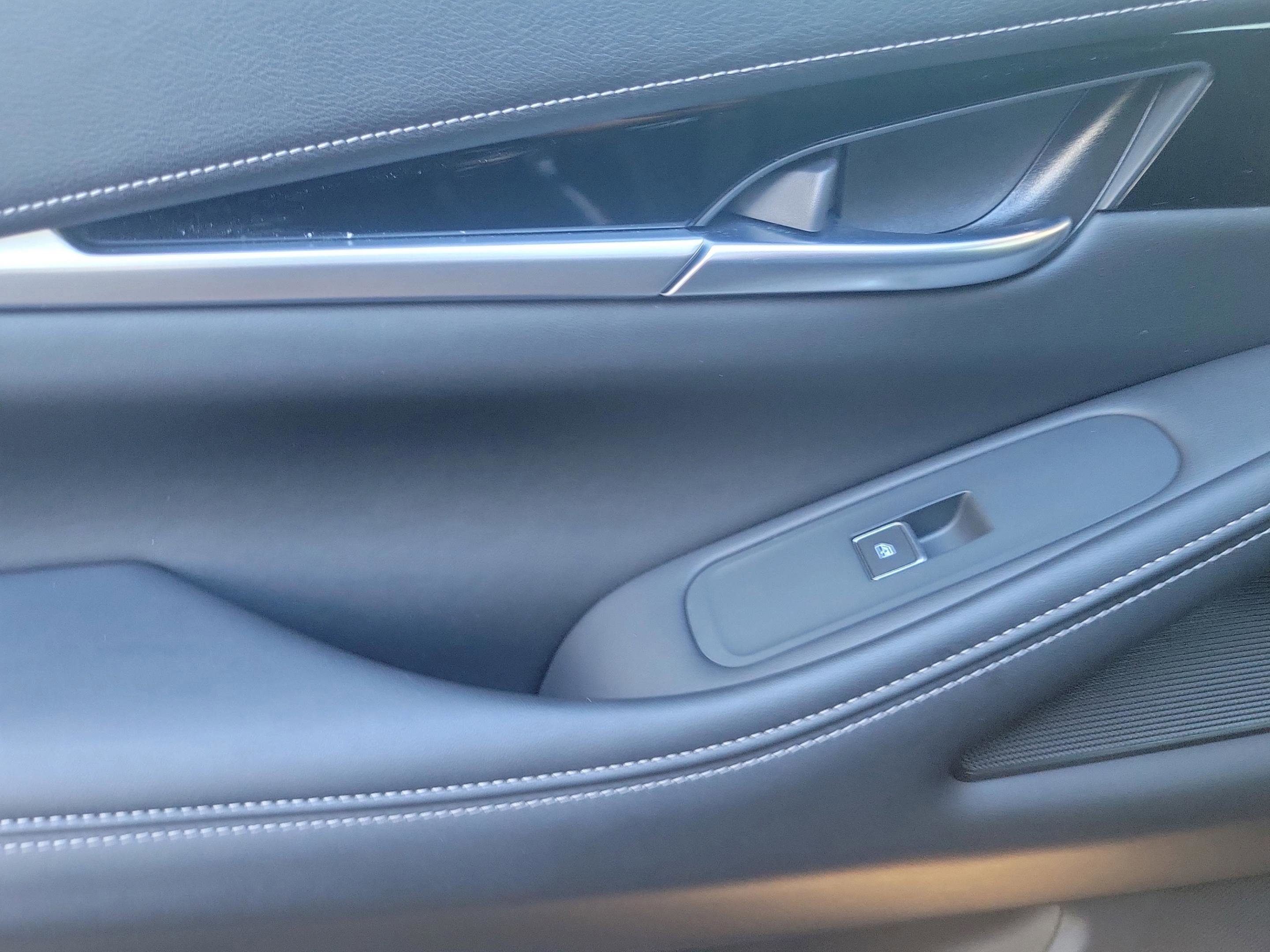 Certified 2025 INFINITI QX60 Pure image 8