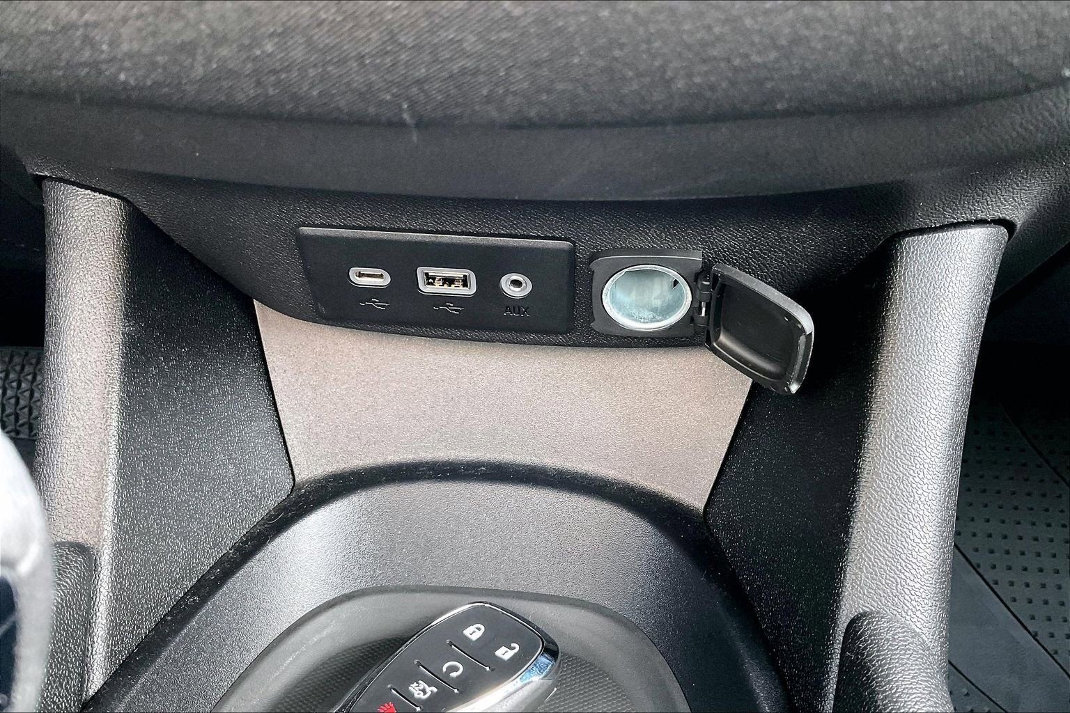 Used 2025 Chevrolet Malibu RS w/ LPO, Floor Liner Package image 29