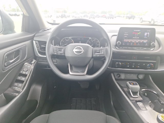 Certified 2025 Nissan Rogue S AWD/4WD image 14