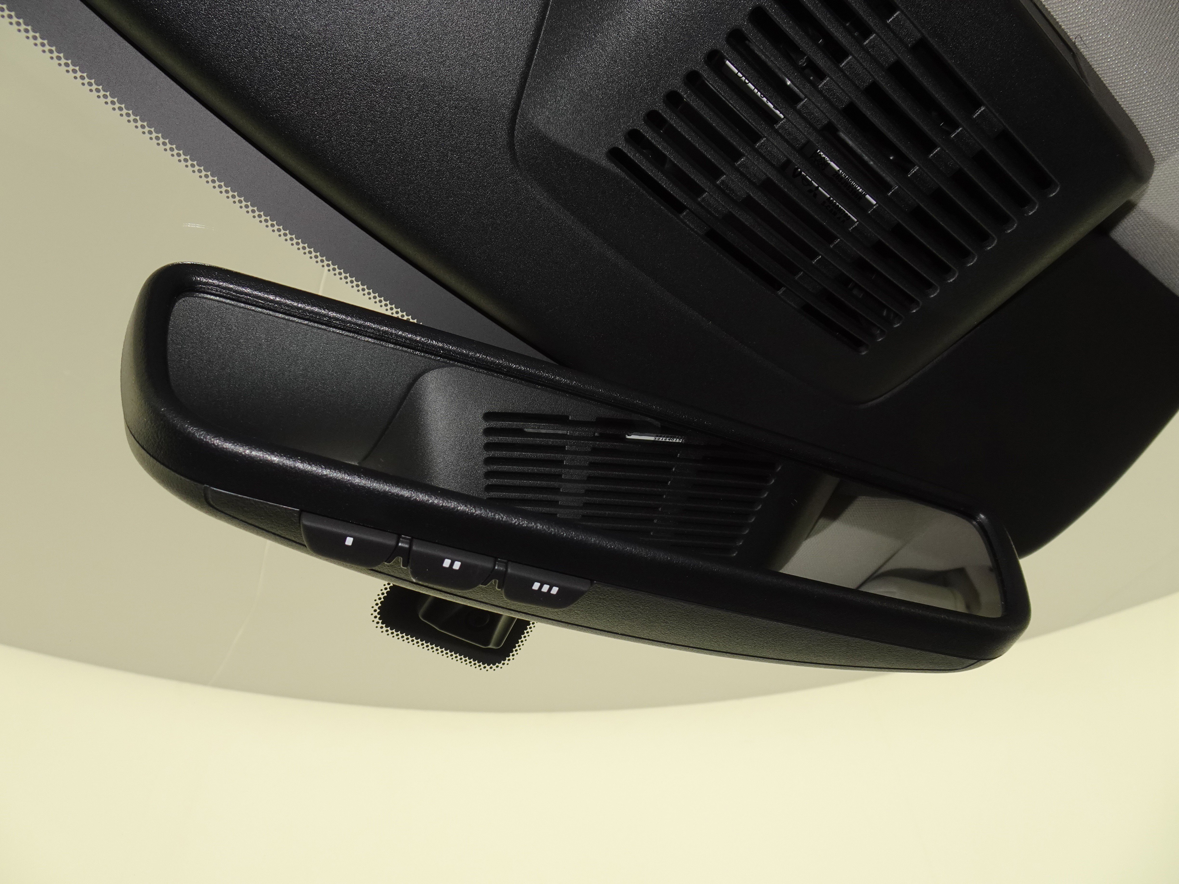 New 2025 Nissan Pathfinder SL w/ Cargo Package image 23