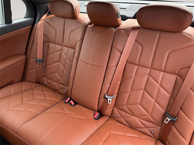 New 2026 BMW 760i xDrive image 13