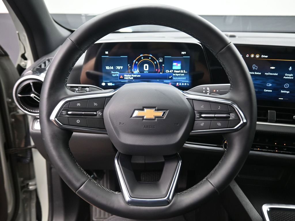 Used 2026 Chevrolet Equinox LT w/ Safety and Technology Package image 6
