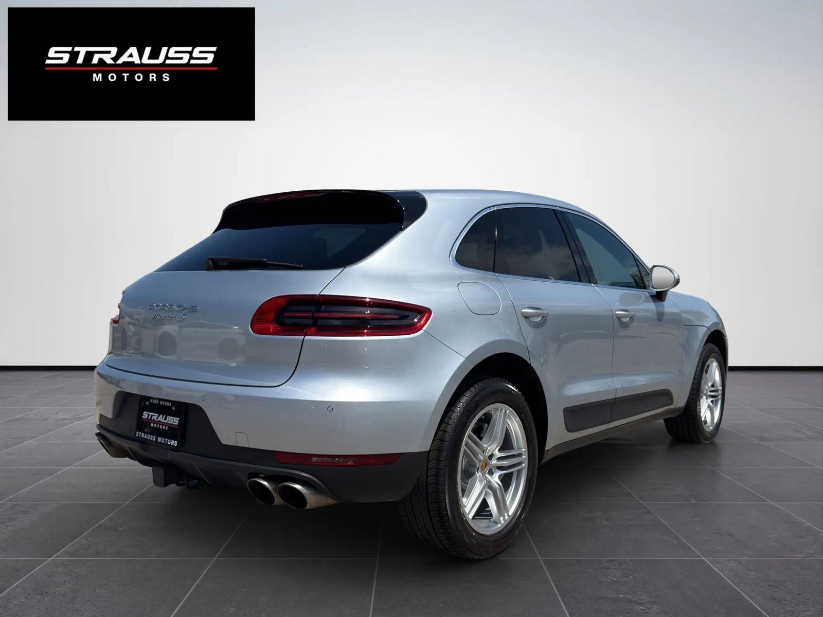 Used 2018 Porsche Macan S image 10