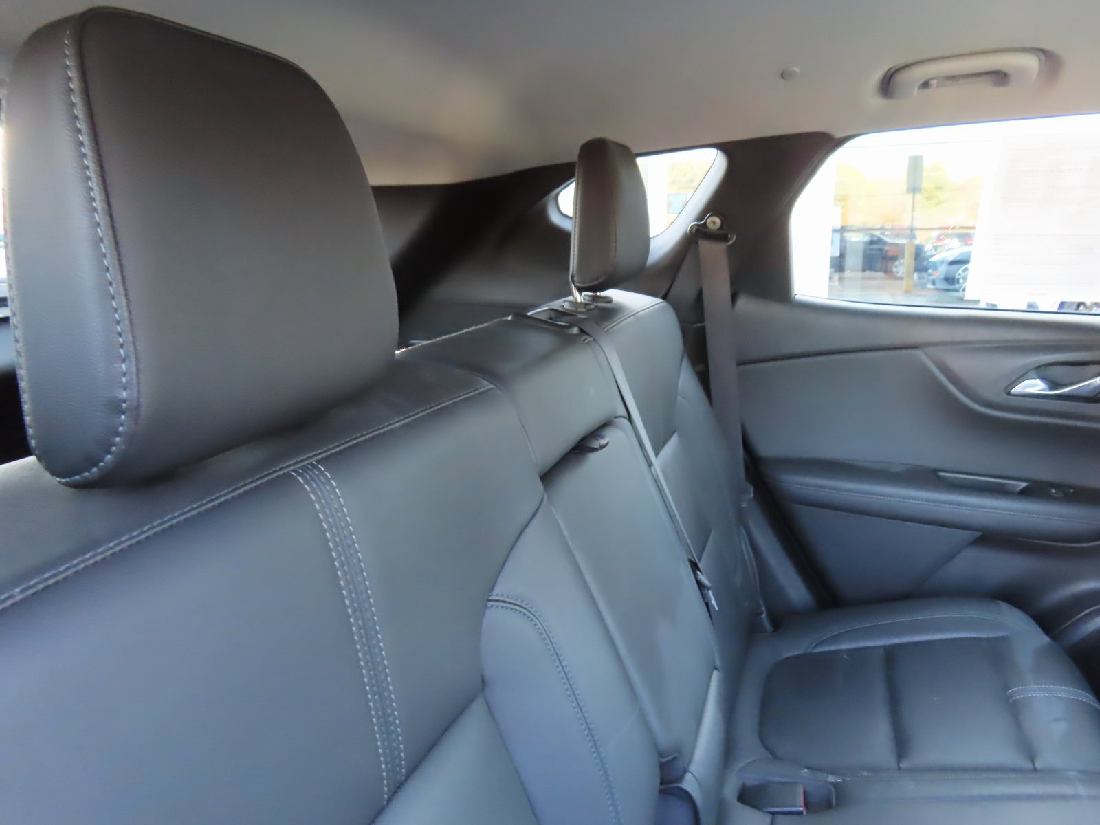 Used 2020 Chevrolet Blazer LT image 32