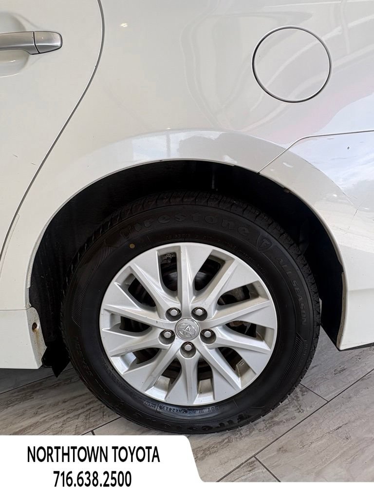 Used 2013 Toyota Prius Prime Plug-In Hybrid FWD image 11