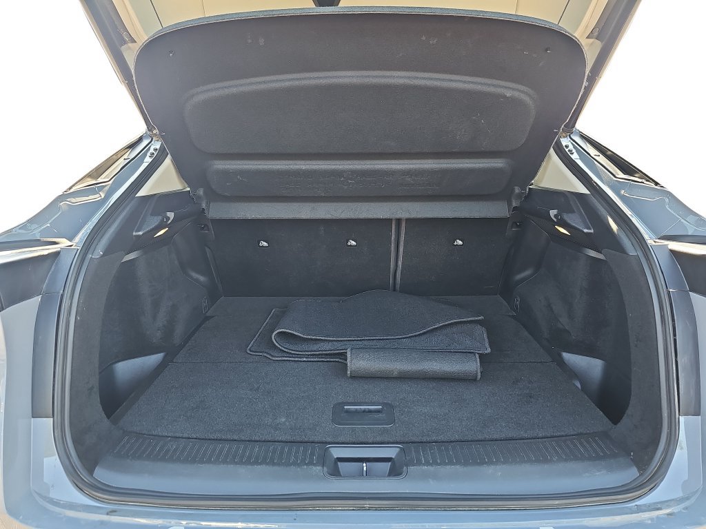 Used 2024 Nissan Ariya AWD image 30