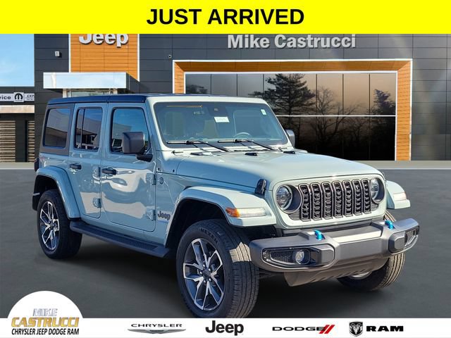 Used 2024 Jeep Wrangler Unlimited w/ Convenience Group AWD/4WD image 1