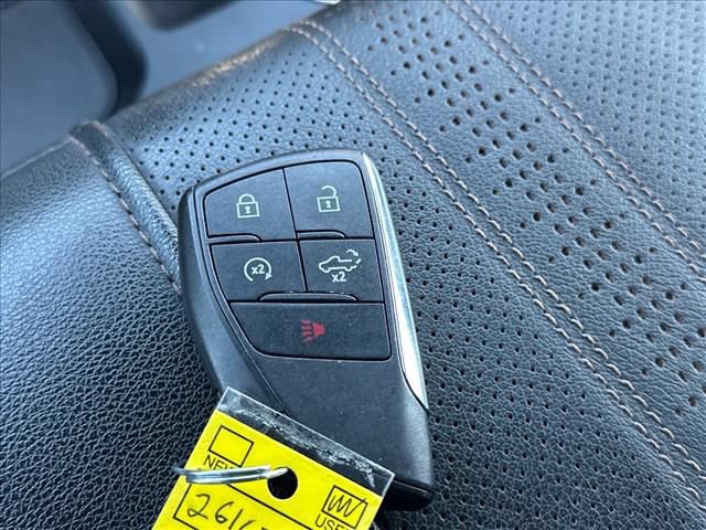 Certified 2023 Chevrolet Silverado 1500 High Country AWD/4WD image 33