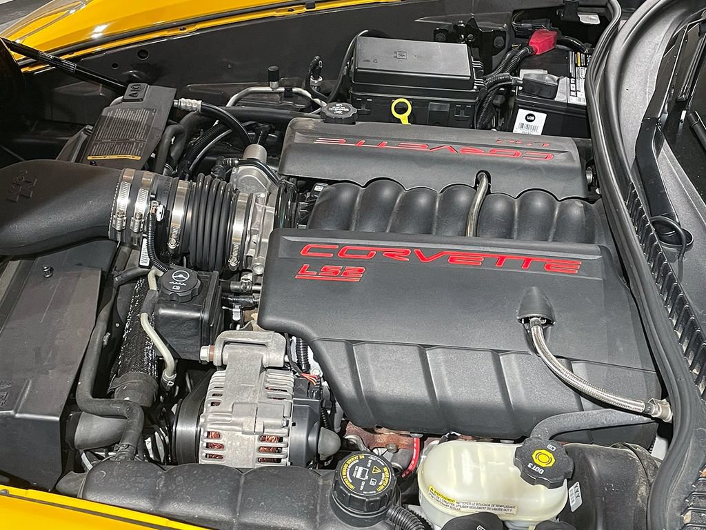 Used 2005 Chevrolet Corvette Convertible w/ Preferred Equipment Group RWD image 20