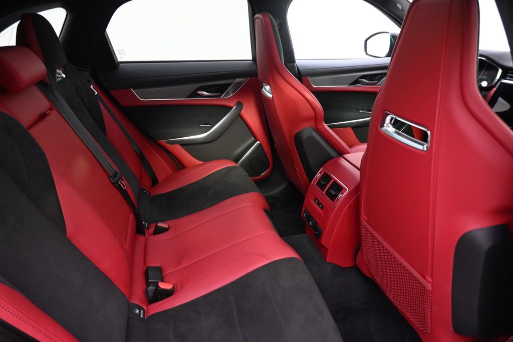 Used 2022 Jaguar F-PACE SVR AWD/4WD image 18