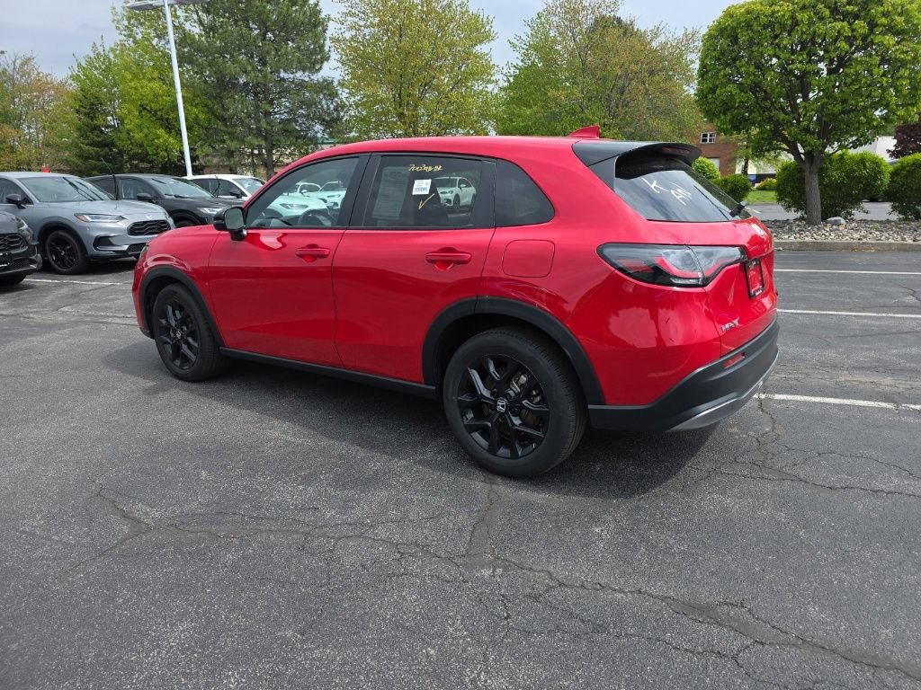 Certified 2025 Honda HR-V Sport image 5