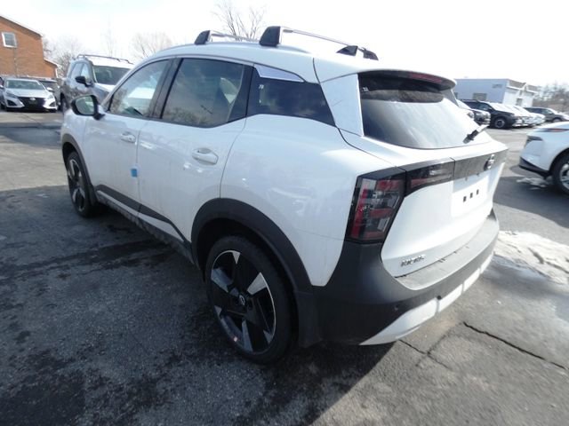 New 2026 Nissan Kicks SR w/ Cold Weather Package AWD/4WD image 4