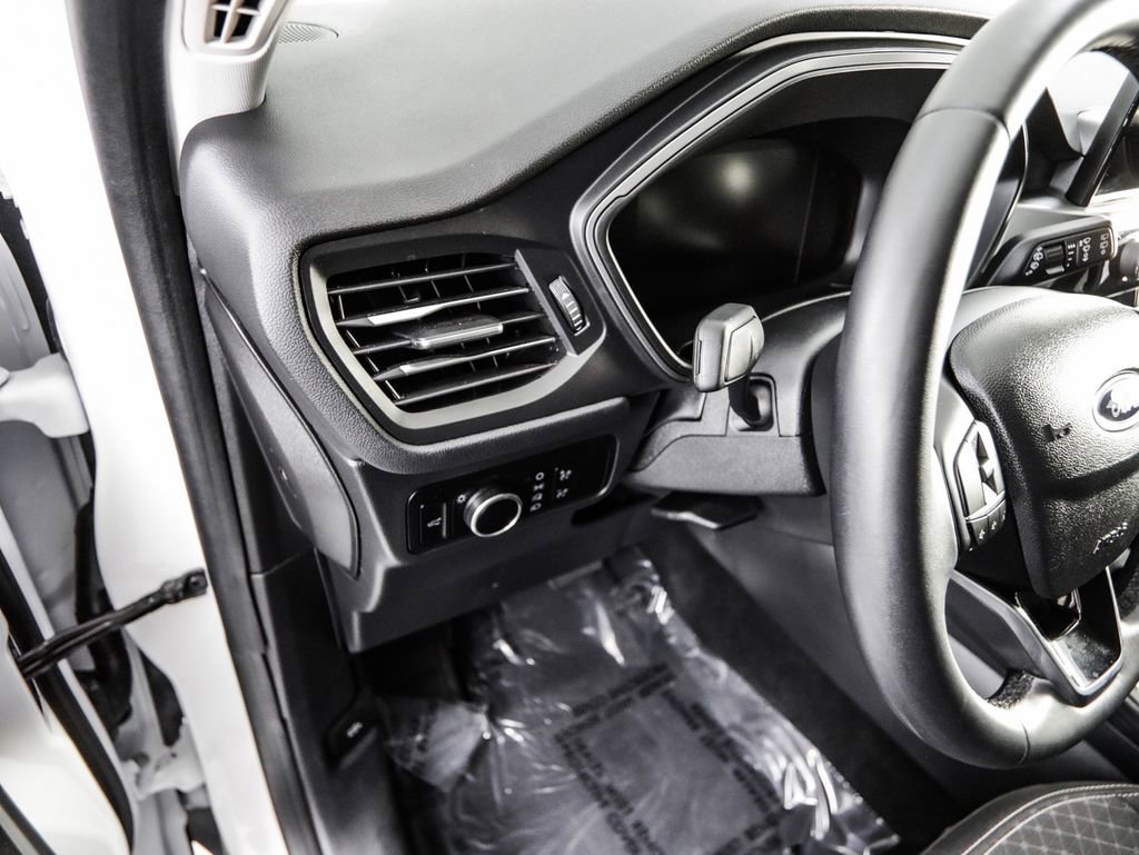 Used 2024 Ford Escape Active image 31