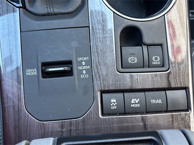 Used 2021 Toyota Highlander Platinum image 30