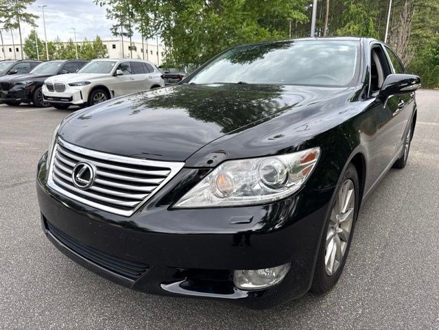 Used 2012 Lexus LS 460 AWD w/ Comfort Pkg image 2
