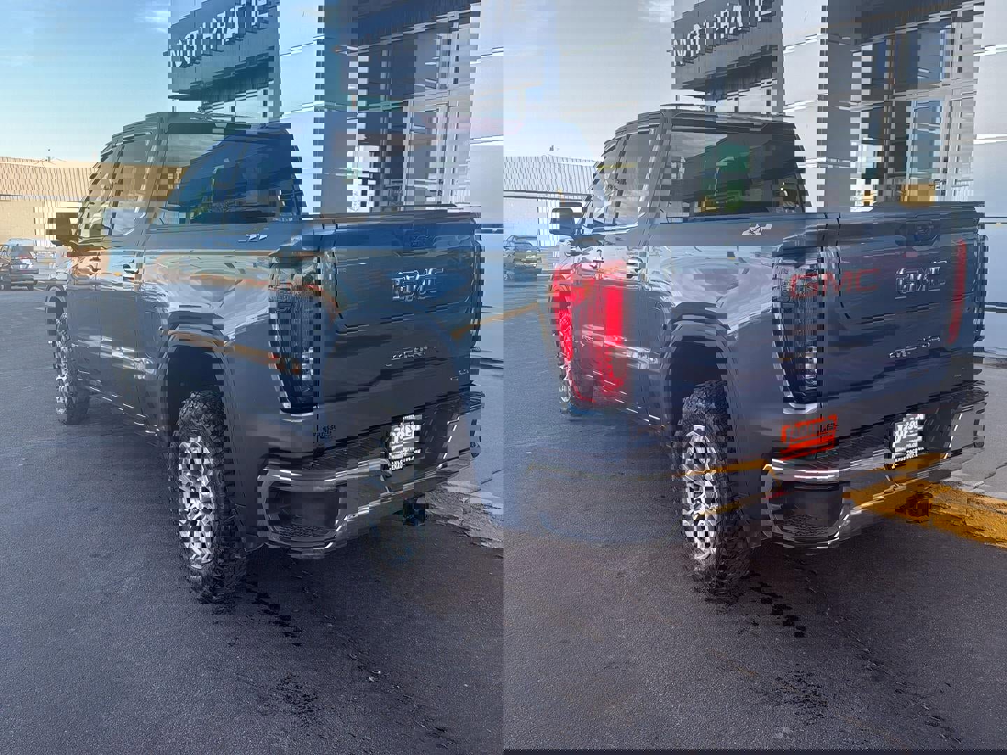 Used 2024 GMC Sierra 1500 SLT image 2