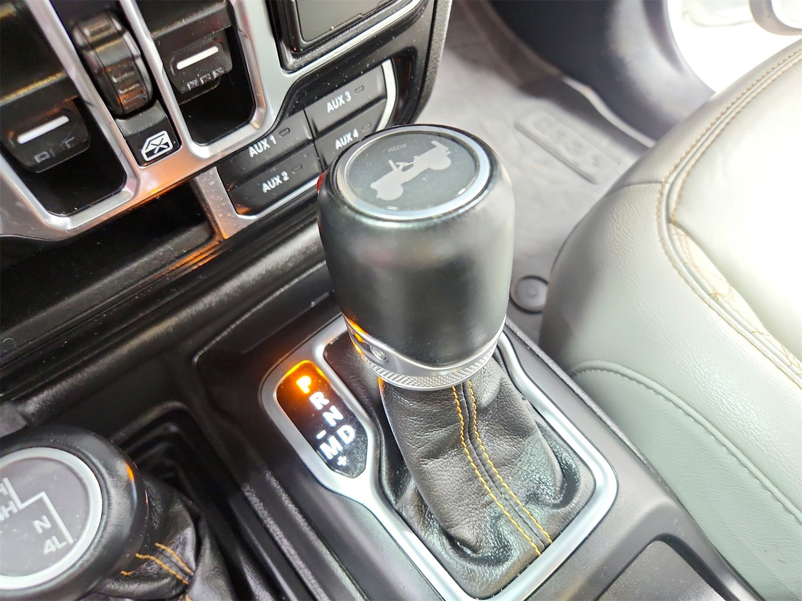 Used 2023 Jeep Wrangler Altitude image 26