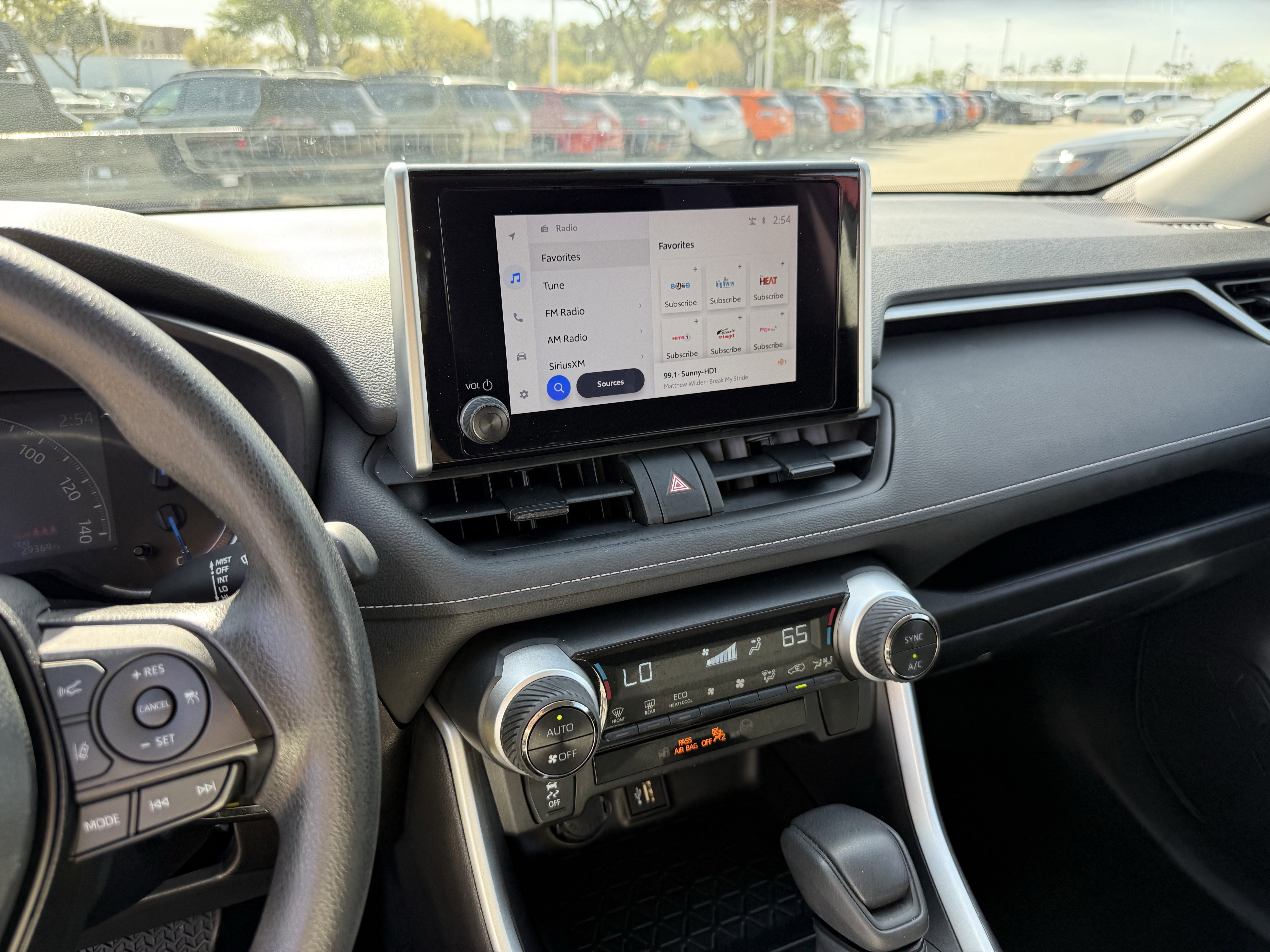 Used 2025 Toyota RAV4 LE image 20