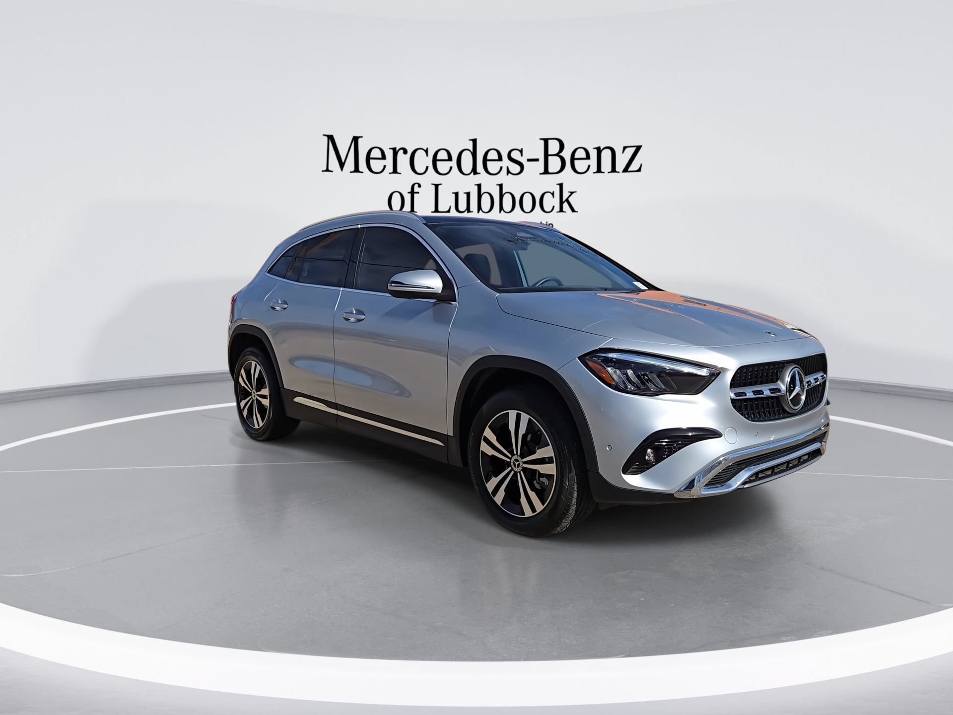 New 2025 Mercedes-Benz GLA 250 4MATIC image 2