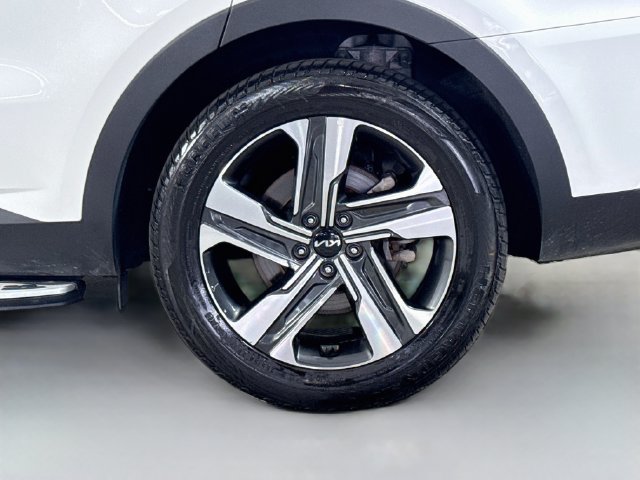 Used 2023 Kia Sorento SX Prestige w/ Panoramic Sunroof Package AWD/4WD image 36