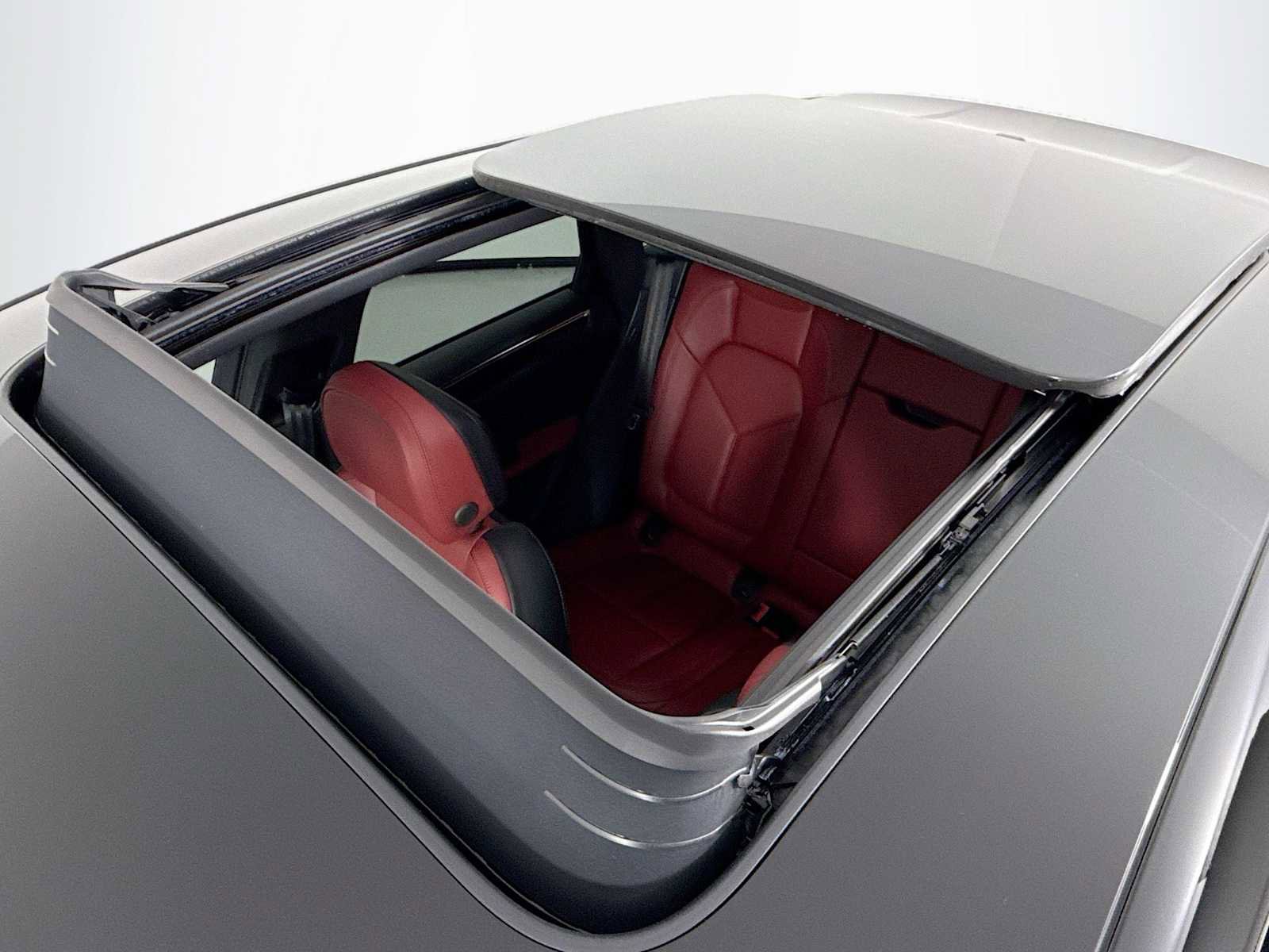 New 2026 Porsche Macan image 23