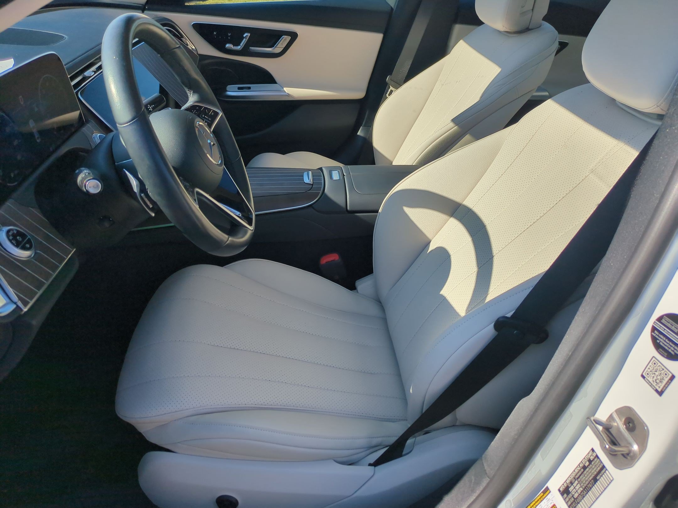 Certified 2025 Mercedes-Benz E 450 4MATIC Sedan image 14