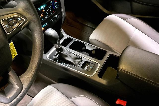 Used 2017 Ford Escape SE w/ SE Cold Weather Package image 33