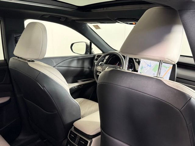 Used 2023 Lexus RX 350 Premium Plus w/ Cold Area Package AWD/4WD image 30