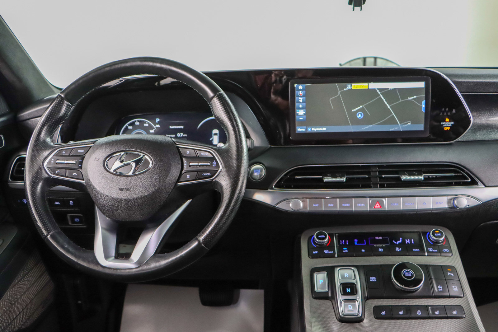 Used 2020 Hyundai Palisade Limited image 17