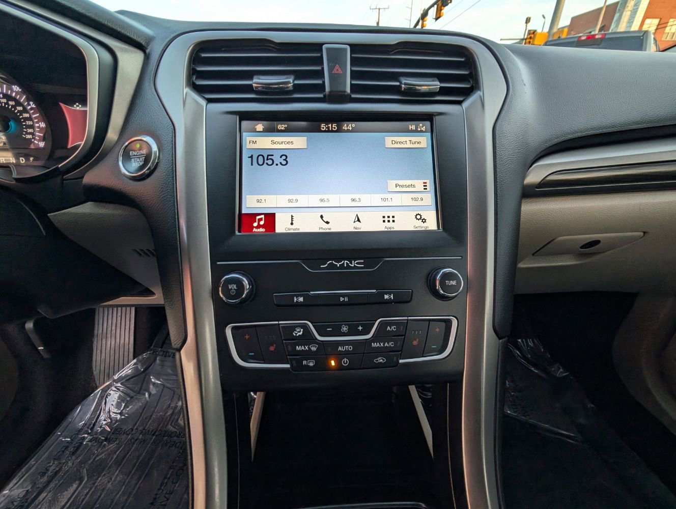 Used 2019 Ford Fusion SEL image 22