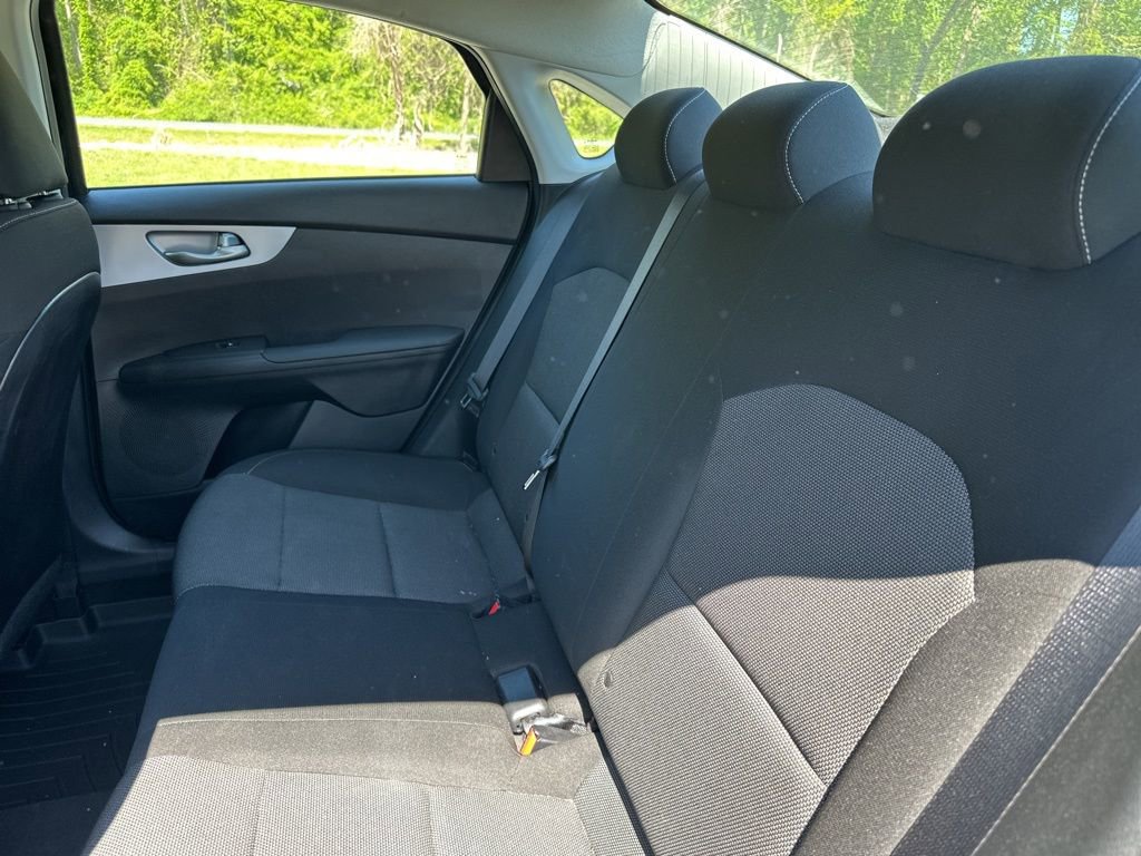 Used 2022 Kia Forte Sedan FWD image 11