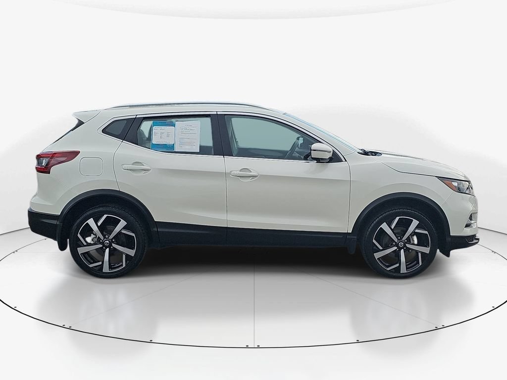 Used 2022 Nissan Rogue Sport SL AWD/4WD image 5