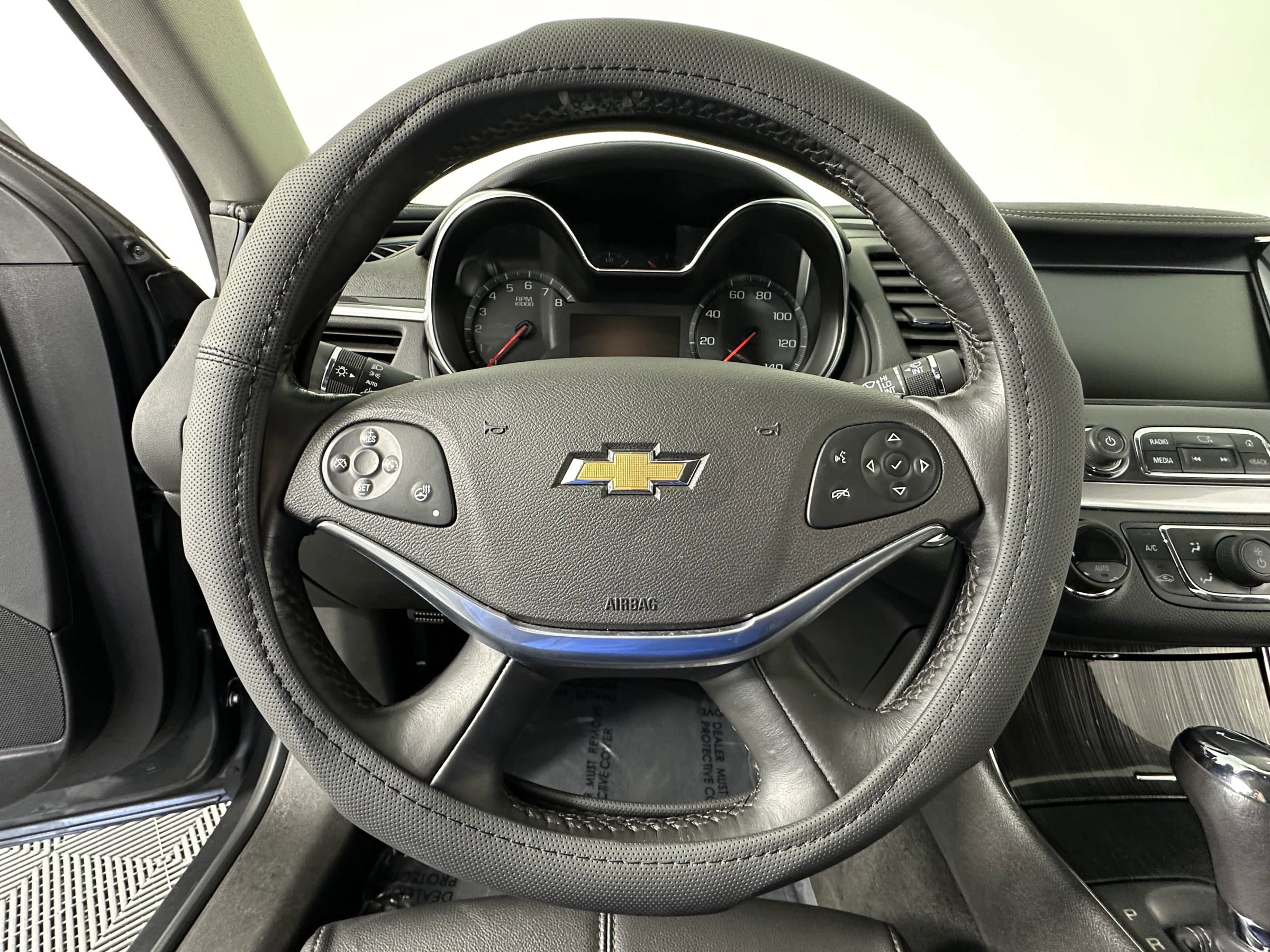 Used 2019 Chevrolet Impala LT w/ LT Convenience Package image 34
