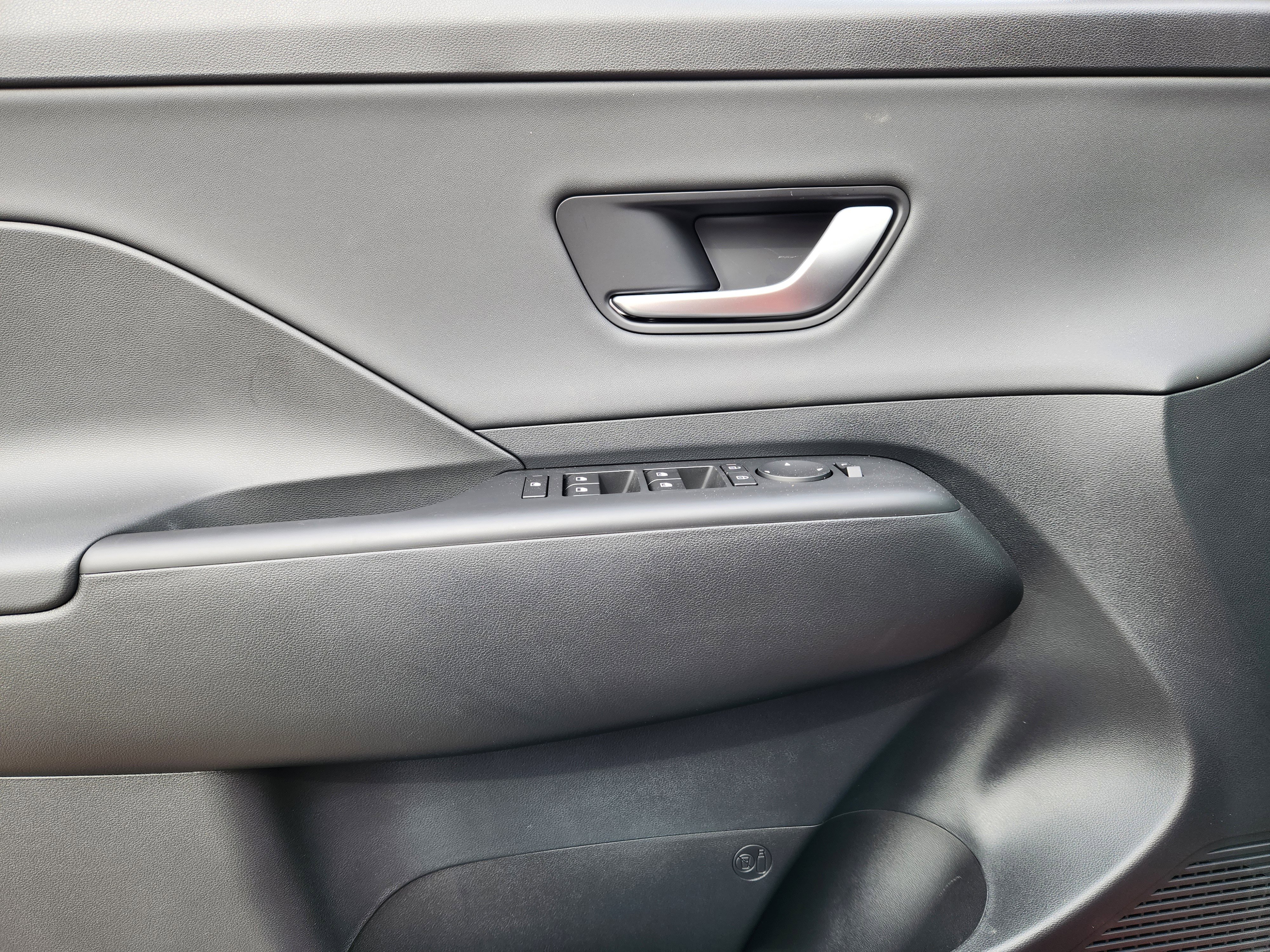 New 2026 Hyundai Kona SEL Premium AWD/4WD image 13