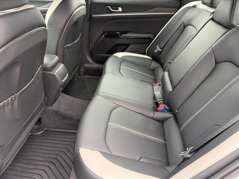 New 2026 Kia K5 GT-Line image 12