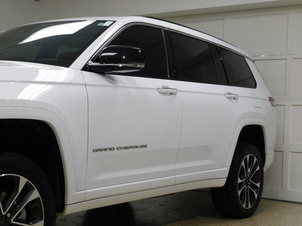 Used 2022 Jeep Grand Cherokee L Overland w/ Luxury Tech Group IV image 18