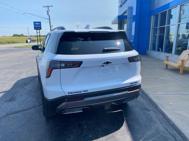 New 2026 Chevrolet Equinox ACTIV w/ Convenience Package III AWD/4WD image 3